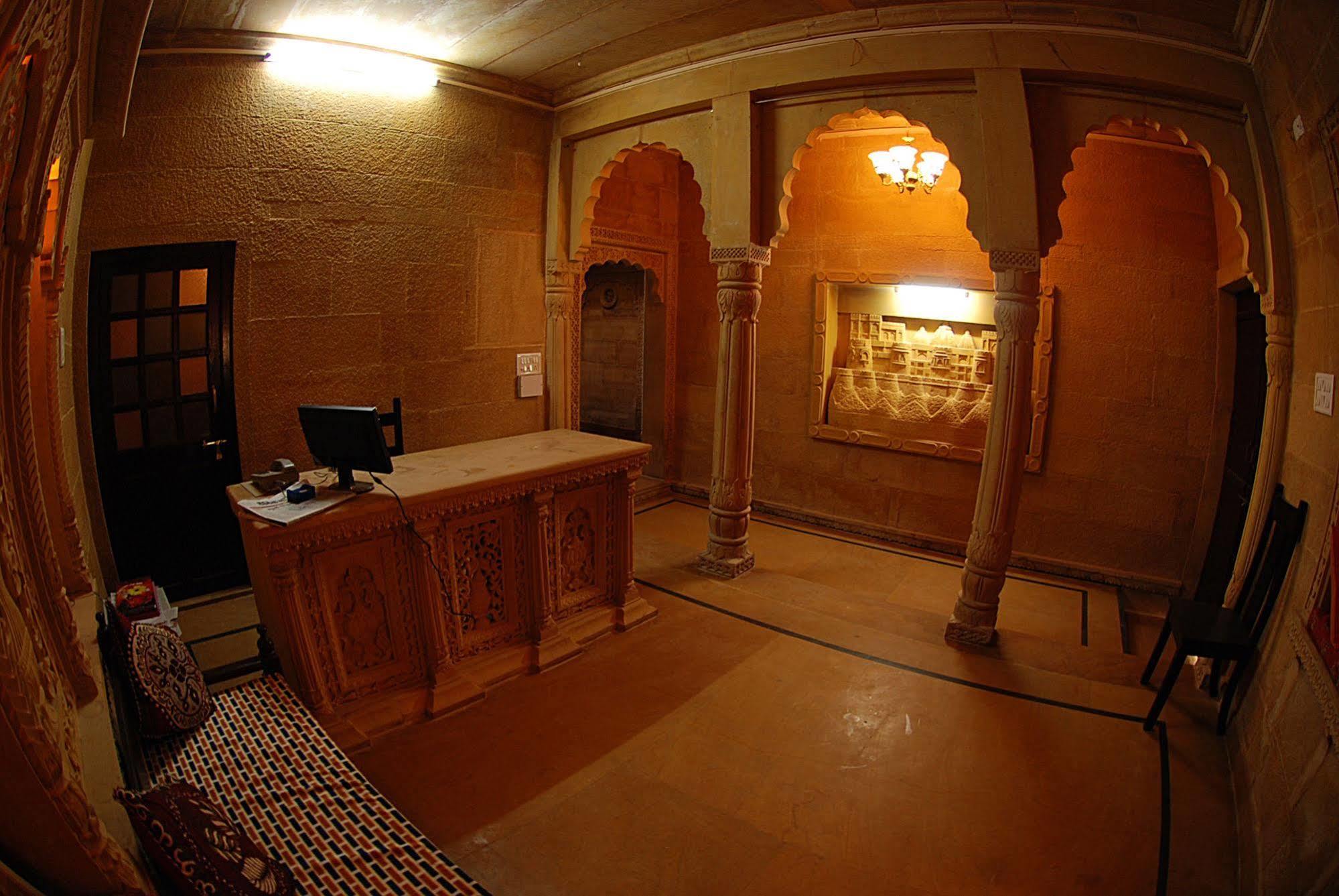 Hotel Nirmal Haveli ไจซัลเมอร์ ภายนอก รูปภาพ