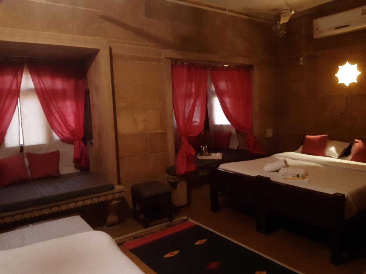 Hotel Nirmal Haveli ไจซัลเมอร์ ภายนอก รูปภาพ