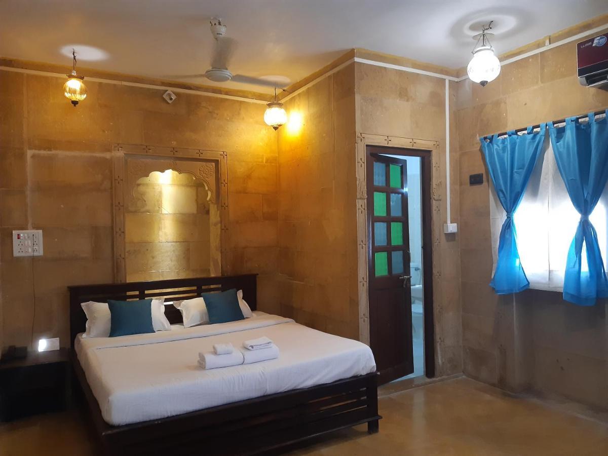 Hotel Nirmal Haveli ไจซัลเมอร์ ภายนอก รูปภาพ