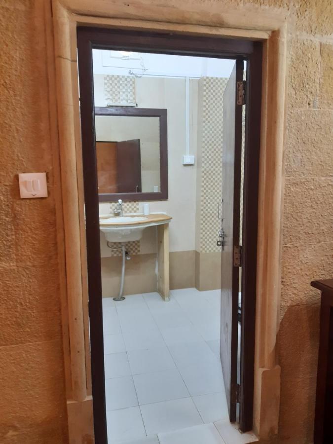 Hotel Nirmal Haveli ไจซัลเมอร์ ภายนอก รูปภาพ