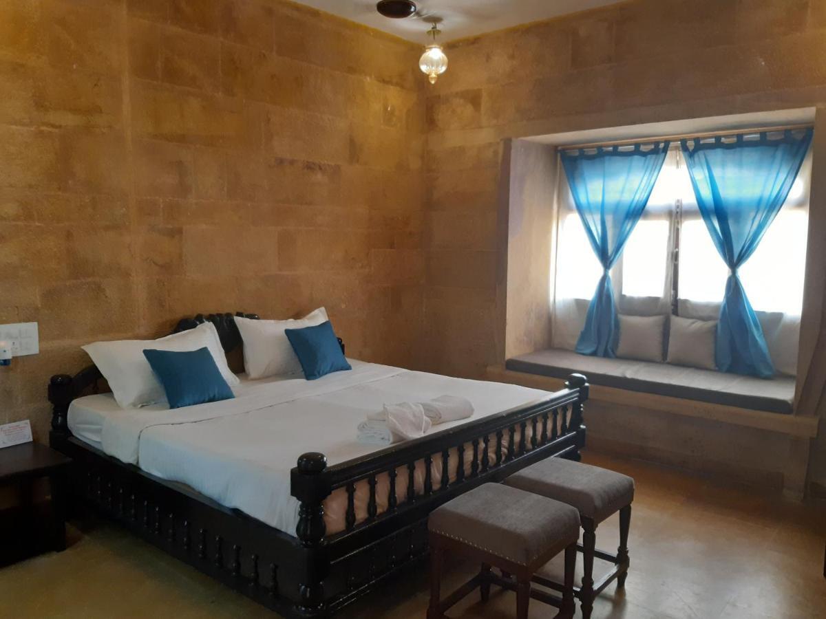 Hotel Nirmal Haveli ไจซัลเมอร์ ภายนอก รูปภาพ